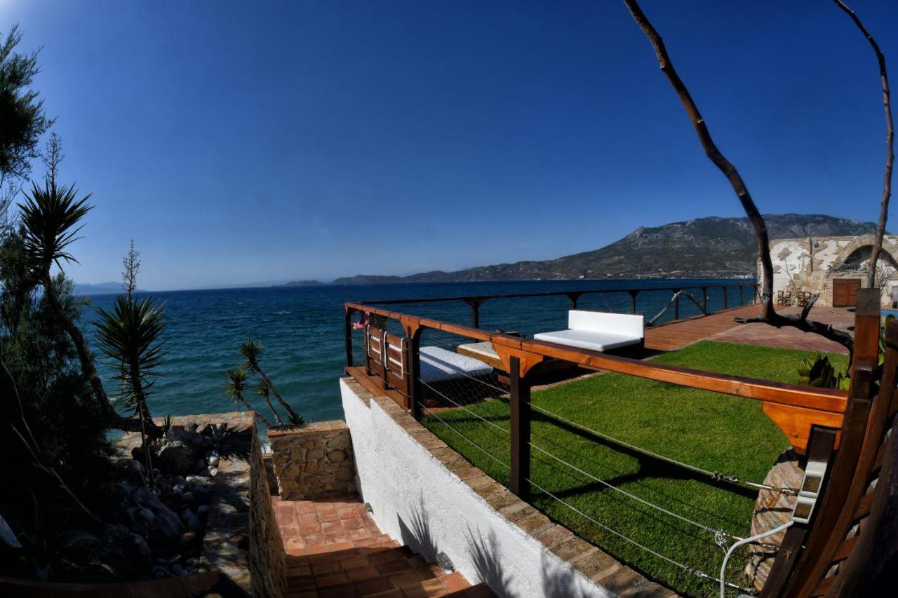 Luxurious Villa By The Sea Posidhonía Exterior foto